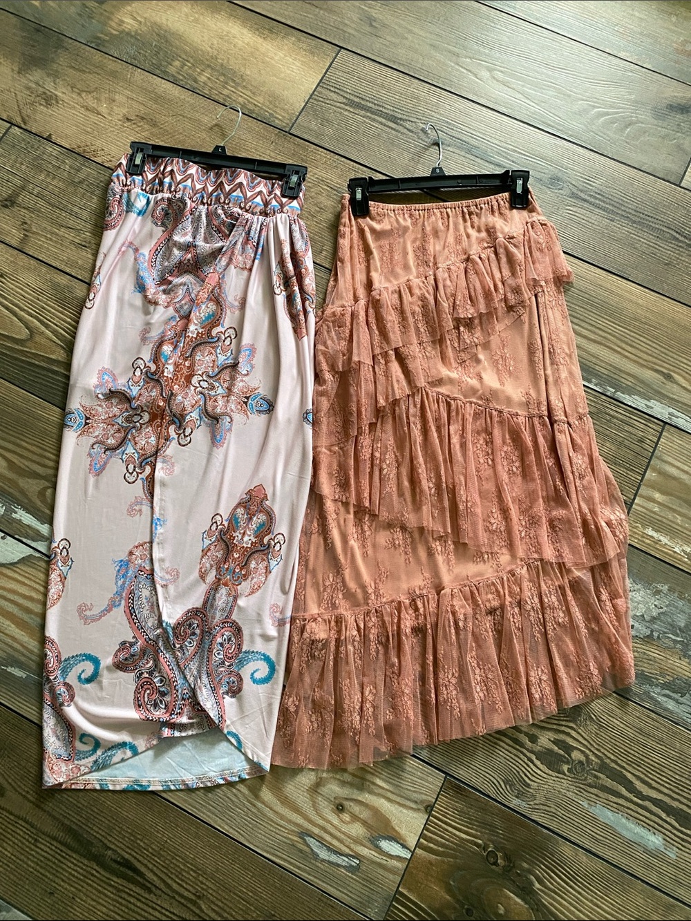 Women’s Tiered Lace Skirt and wrap skirt lot size S